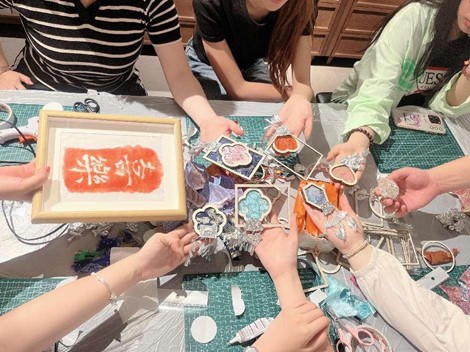 非遗活动助推五育并举—— EMC易倍国贸专业员工党支部开展非遗文化实践活动